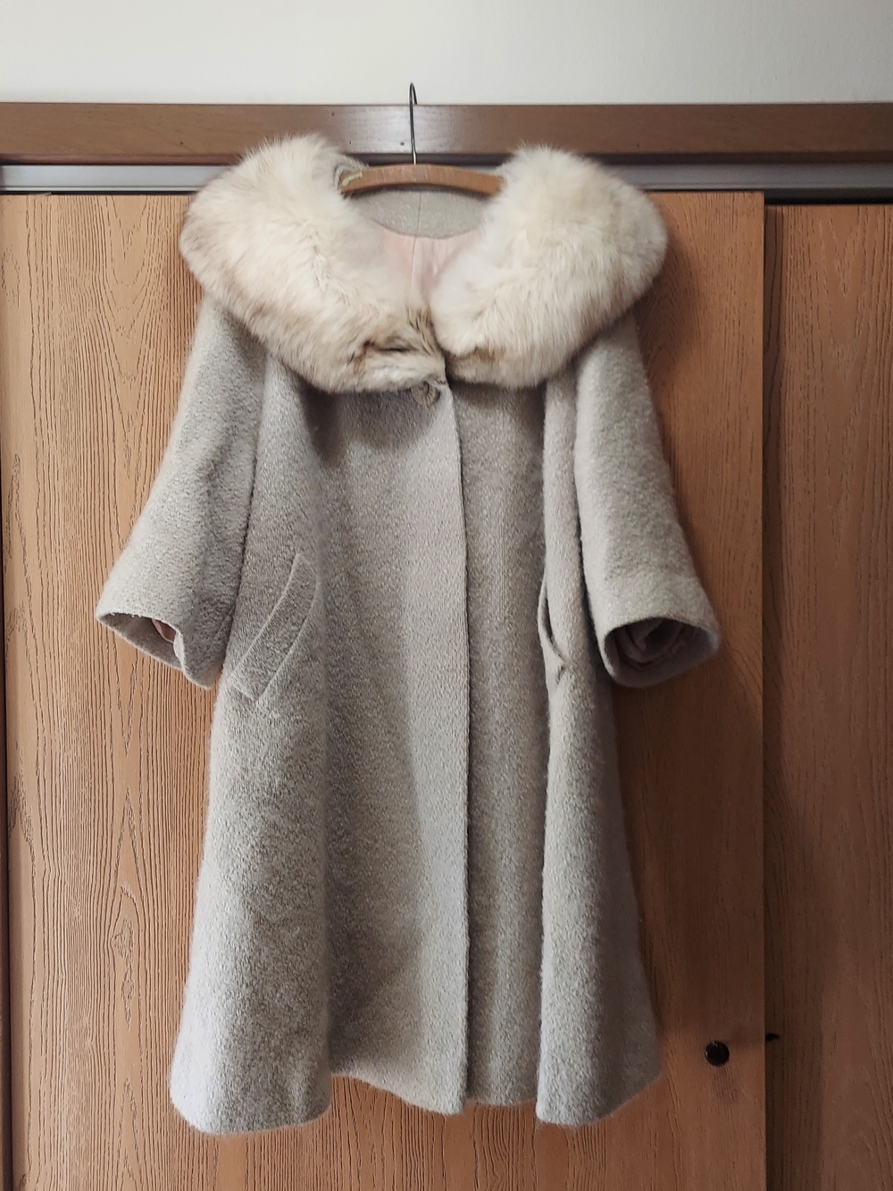 Vintage Hockanum Wool Swing Coat with Fur Collar Union Made In The USA
